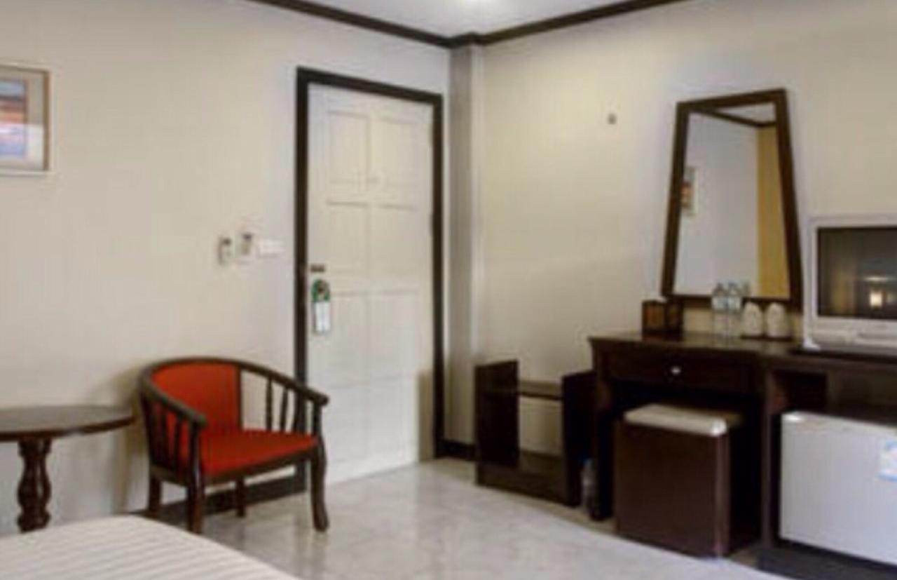 Baantonkhaokata Hotel Zewnętrze zdjęcie