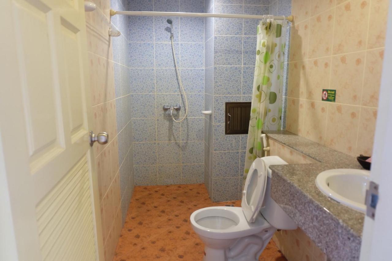 Baantonkhaokata Hotel Zewnętrze zdjęcie